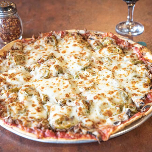 Gallagher's Pizza Italian Food Irish Spirit Fox Valley Restaurant best Chicago-style pizzeria